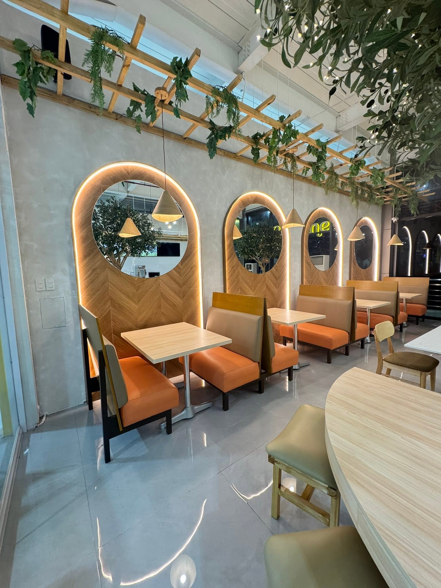 Caramel J&F Mall Labo — image 3 of 7